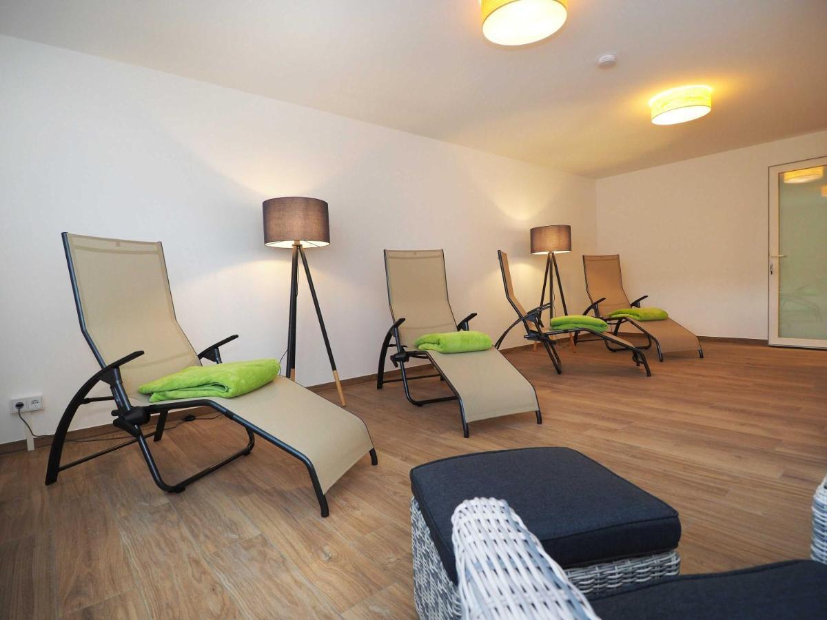 Appartement "Wolkenschiff" - Oase Am Haff Garz  Exterior foto